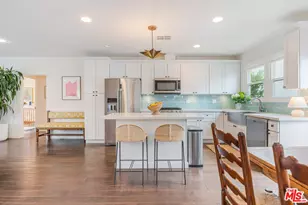 239 N Everett St, Glendale, CA 91206 - Photo 10