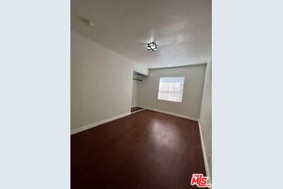 8731 Colbath Ave, Los Angeles, CA 91402 - Photo 14
