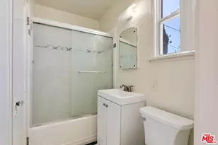 4021 Degnan Blvd, Los Angeles, CA 90008 - Photo 12