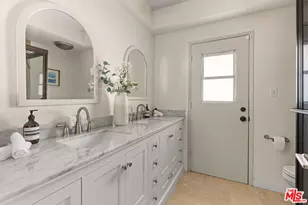 9933 Hayvenhurst Ave, Los Angeles, CA 91343 - Photo 18