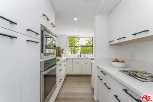 11601 Montana Ave, Los Angeles, CA 90049 - Photo 8