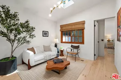 9667 Yoakum Dr, Los Angeles, CA 90210 - Photo 22
