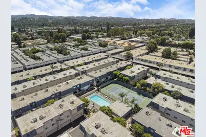 18550 Hatteras St #100, Tarzana, CA 91356 - Photo 28