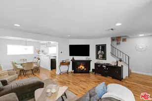 18550 Hatteras St, Tarzana, CA 91356 - Photo 14