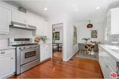 2130 Las Lunas St, Pasadena, CA 91107 - Photo 8
