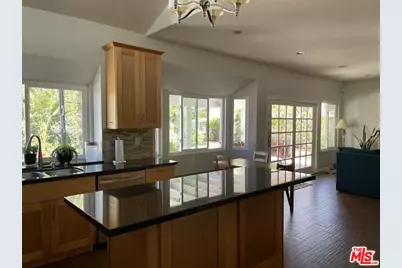 28735 Citrus Pl, Santa Clarita, CA 91390 - Photo 24