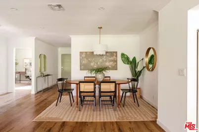 5838 Natick Ave, Sherman Oaks, CA 91411 - Photo 18