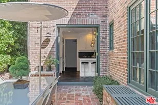 560 S Bronson Ave, Los Angeles, CA 90004 - Photo 18