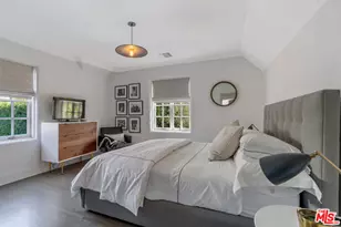 560 S Bronson Ave, Los Angeles, CA 90004 - Photo 54