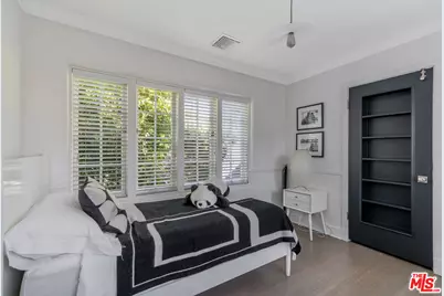 560 S Bronson Ave #A, Los Angeles, CA 90004 - Photo 58