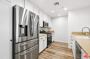 12963 Runway Rd, Playa Vista, CA 90094 - Photo 8