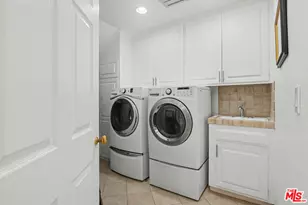 12544 The Vista, Los Angeles, CA 90049 - Photo 36
