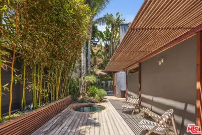 24956 Malibu Rd, Malibu, CA 90265 - Photo 12