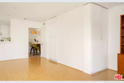 1040 4th St #106, Santa Monica, CA 90403 - Photo 8