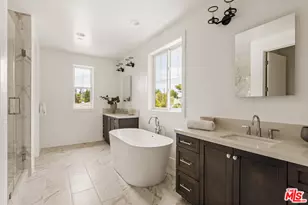 11729 Hartsook St, Valley Village, CA 91607 - Photo 12