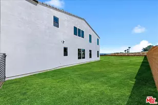 22810 Seaqua Cir, Chatsworth, CA 91311 - Photo 16