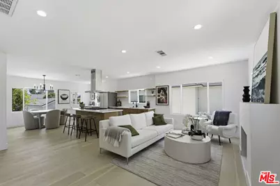 6018 S Harcourt Ave, Los Angeles, CA 90043 - Photo 1