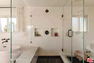 3823 Franklin Ave, Los Angeles, CA 90027 - Photo 34