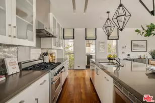 49 Brooks Ave, Venice, CA 90291 - Photo 6