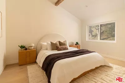 1692 Michael Ln, Los Angeles, CA 90272 - Photo 18