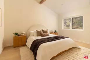 1692 Michael Ln, Los Angeles, CA 90272 - Photo 18