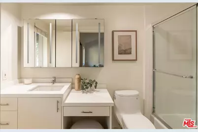 1692 Michael Ln, Los Angeles, CA 90272 - Photo 20