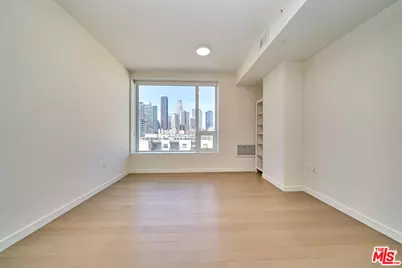 1050 S Grand Ave #1008, Los Angeles, CA 90015 - Photo 20