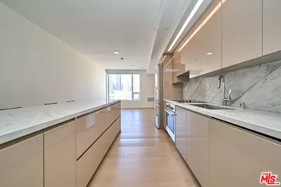1050 S Grand Ave #1008, Los Angeles, CA 90015 - Photo 14