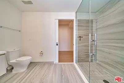 1050 S Grand Ave #1008, Los Angeles, CA 90015 - Photo 28