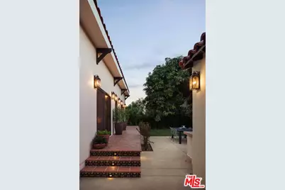 1545 N Benton Way, Los Angeles, CA 90026 - Photo 70