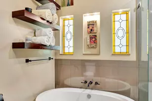 10257 Camarillo St, Toluca Lake, CA 91602 - Photo 22