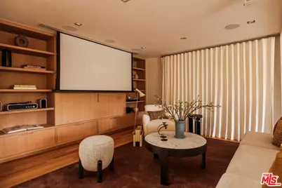 558 Stassi Ln, Santa Monica, CA 90402 - Photo 12