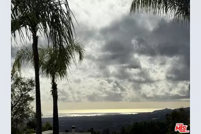 1836 Loma Vista Dr, Beverly Hills, CA 90210 - Photo 48