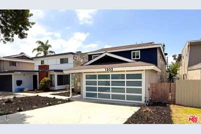 1302 Amethyst St, Redondo Beach, CA 90277 - Photo 4
