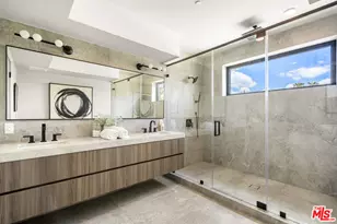 12304 Moorpark St, Los Angeles, CA 91604 - Photo 44