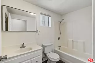 7704 S Grand Ave, Los Angeles, CA 90003 - Photo 24