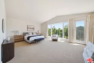 12626 Promontory Rd, Los Angeles, CA 90049 - Photo 28