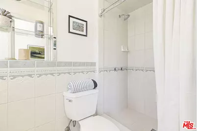 1224 Viscano Dr, Glendale, CA 91207 - Photo 40