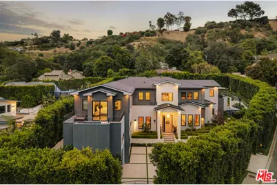 15321 Kingswood Ln, Sherman Oaks, CA 91403 - Photo 1