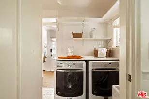 228 S Anita Ave, Los Angeles, CA 90049 - Photo 28