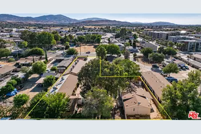 38110 10th St #E, Palmdale, CA 93550 - Photo 6