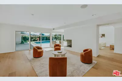4204 Olympiad Dr, Los Angeles, CA 90043 - Photo 2