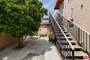 251 N Swall Dr, Beverly Hills, CA 90211 - Photo 8