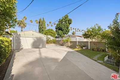 4820 S Van Ness Ave, Los Angeles, CA 90062 - Photo 16