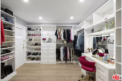 4820 S Van Ness Ave, Los Angeles, CA 90062 - Photo 10
