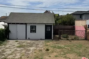 136 W 43rd Pl, Los Angeles, CA 90037 - Photo 28