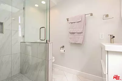 9023 Phyllis Ave, West Hollywood, CA 90069 - Photo 32