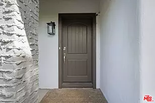 9023 Phyllis Ave, West Hollywood, CA 90069 - Photo 8