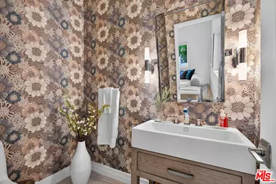14348 Roblar Pl, Sherman Oaks, CA 91423 - Photo 12