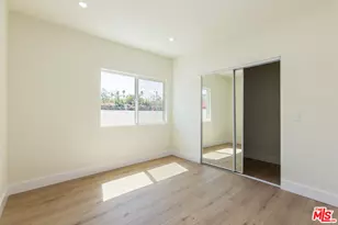 5915 Barton Ave, Los Angeles, CA 90038 - Photo 12